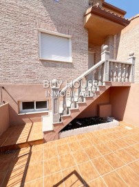 House 4 Bedrooms in Yeles