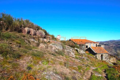 Casa de aldeia na serra - Vista panorâmica, Cinfãe