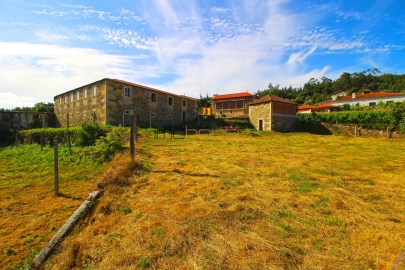 Casas Rústicas em Arouca - Grande area de construç