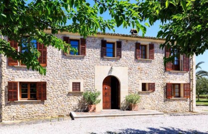 Country homes 6 Bedrooms in Sineu