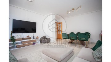 Apartment 2 Bedrooms in Alhos Vedros