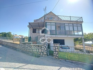 Maison 6 Chambres à Cimo de Vila de Castanheira