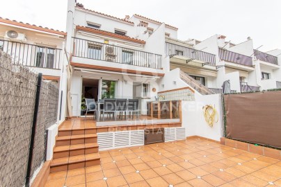 Casa o chalet 4 Habitaciones en Castellví de Rosanes