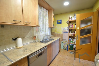House 3 Bedrooms in Can Parellada
