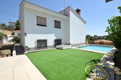 House 7 Bedrooms in Can Parellada