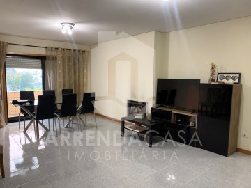 Apartament o T2 arrendar Imobiliária ArrendaCasa B