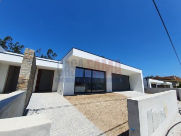 Maison 3 Chambres à Viatodos, Grimancelos, Minhotães, Monte Fralães