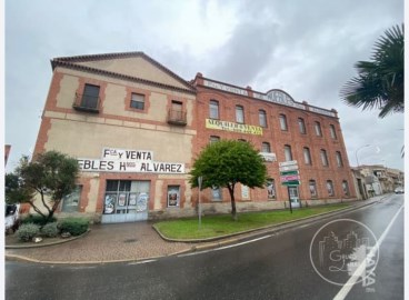 Bâtiment industriel / entrepôt à Arévalo