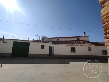 Quintas e casas rústicas 8 Quartos em Narros de Saldueña