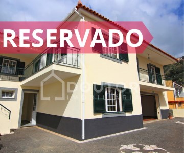 RESERVADO (8)