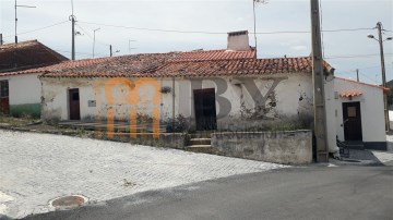 Quintas e casas rústicas em S.Mig. Pinheiro, S.Pedro Solis, S.Sebastião Carros