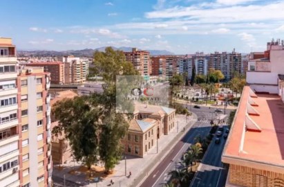 Piso 5 Habitaciones en Murcia Centro