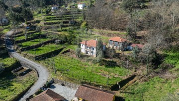 Quintas e casas rústicas 5 Quartos em Arnoia