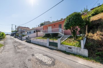 Maison 3 Chambres à Britelo, Gémeos e Ourilhe