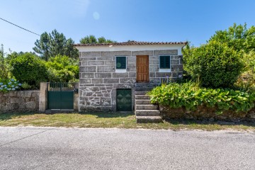 Maison 3 Chambres à Atei