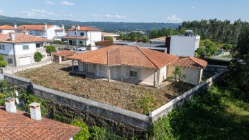 Maison 3 Chambres à Estorãos