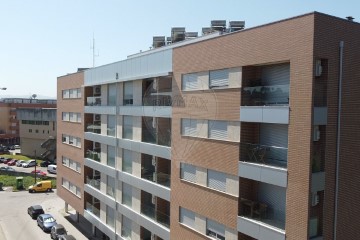 Apartment 2 Bedrooms in Vila Verde e Barbudo