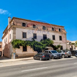 Edificio en Macedo de Cavaleiros