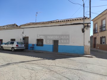 House 3 Bedrooms in La Puebla de Almoradiel