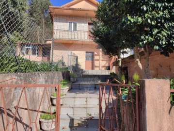 Moradia 3 Quartos em Sandim, Olival, Lever e Crestuma