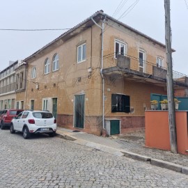 Maison 10 Chambres à Arcozelo