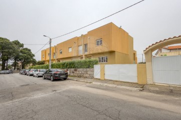 House 3 Bedrooms in Canidelo