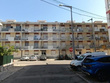 Appartement 2 Chambres à Samora Correia