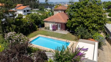 Maison 6 Chambres à Coronado (São Romão e São Mamede)