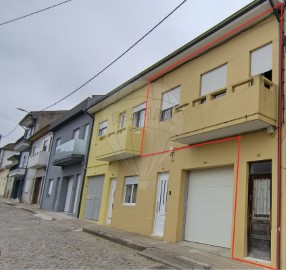 House 2 Bedrooms in Rio Tinto