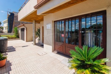 House 3 Bedrooms in Campo e Sobrado