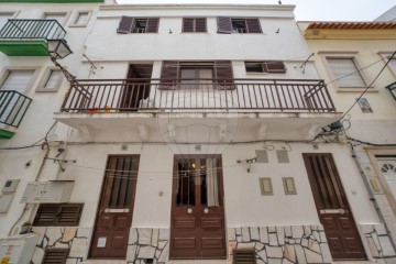 Edificio en Nazaré