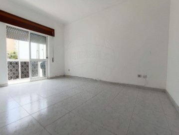 Appartement 3 Chambres à Alto do Seixalinho, Santo André e Verderena