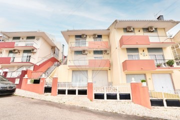 Apartamento 2 Quartos em Vialonga