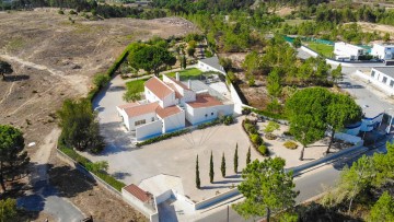 Country homes 9 Bedrooms in Azambuja