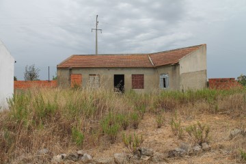 Maison 2 Chambres à Aveiras de Cima