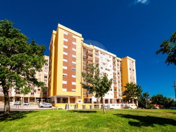 Piso 3 Habitaciones en Póvoa de Santa Iria e Forte da Casa