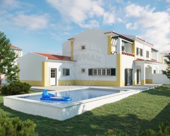 House 4 Bedrooms in Santo Isidoro