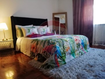 Appartement 2 Chambres à Sangalhos