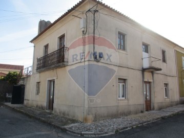 House 4 Bedrooms in Serra D'El Rei