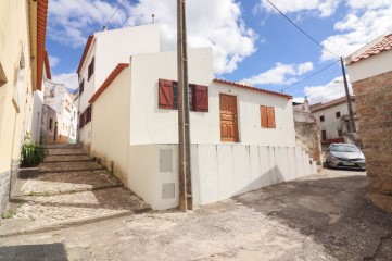 Maison 2 Chambres à Castanheira do Ribatejo e Cachoeiras