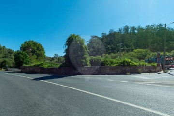 Terreno em Alenquer (Santo Estêvão e Triana)