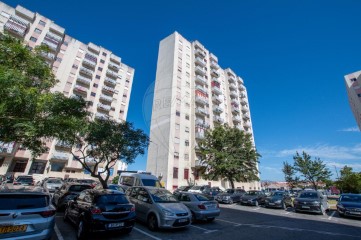 Apartamento 2 Quartos em Carregado e Cadafais