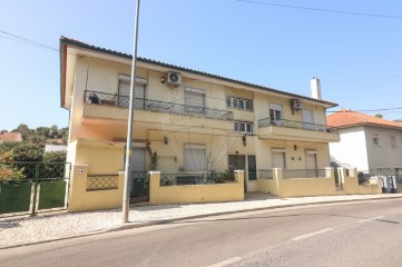 Piso 3 Habitaciones en Alenquer (Santo Estêvão e Triana)