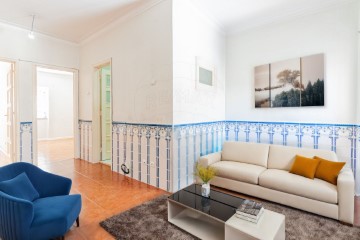 Apartment 2 Bedrooms in Moscavide e Portela