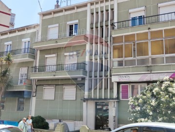 Apartment 2 Bedrooms in Odivelas