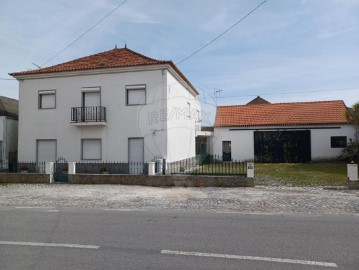 House 5 Bedrooms in Azoia de Cima e Tremês