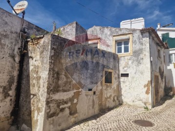 House 4 Bedrooms in Arruda dos Vinhos