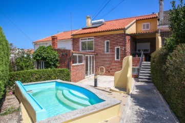 House 5 Bedrooms in Arruda dos Vinhos