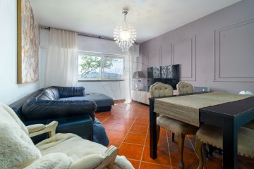 Apartamento 2 Quartos em Agualva e Mira-Sintra