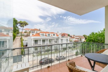 Apartment 3 Bedrooms in Cascais e Estoril